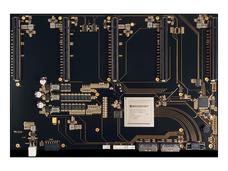 PCIe Gen5 x5 Switch 擴充卡